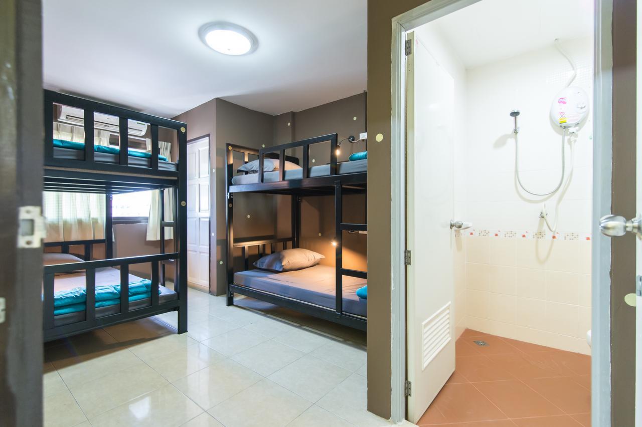 Full Stop. Hostel Patong Exterior photo