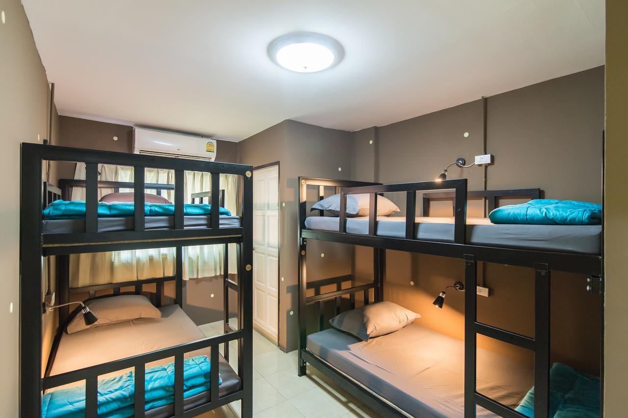 Full Stop. Hostel Patong Exterior photo